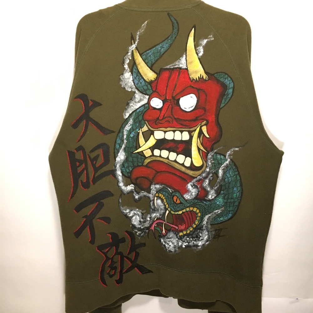 Custom fashion - Picture 4 of 8